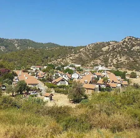 Harmony Homes * 凯里尼亚